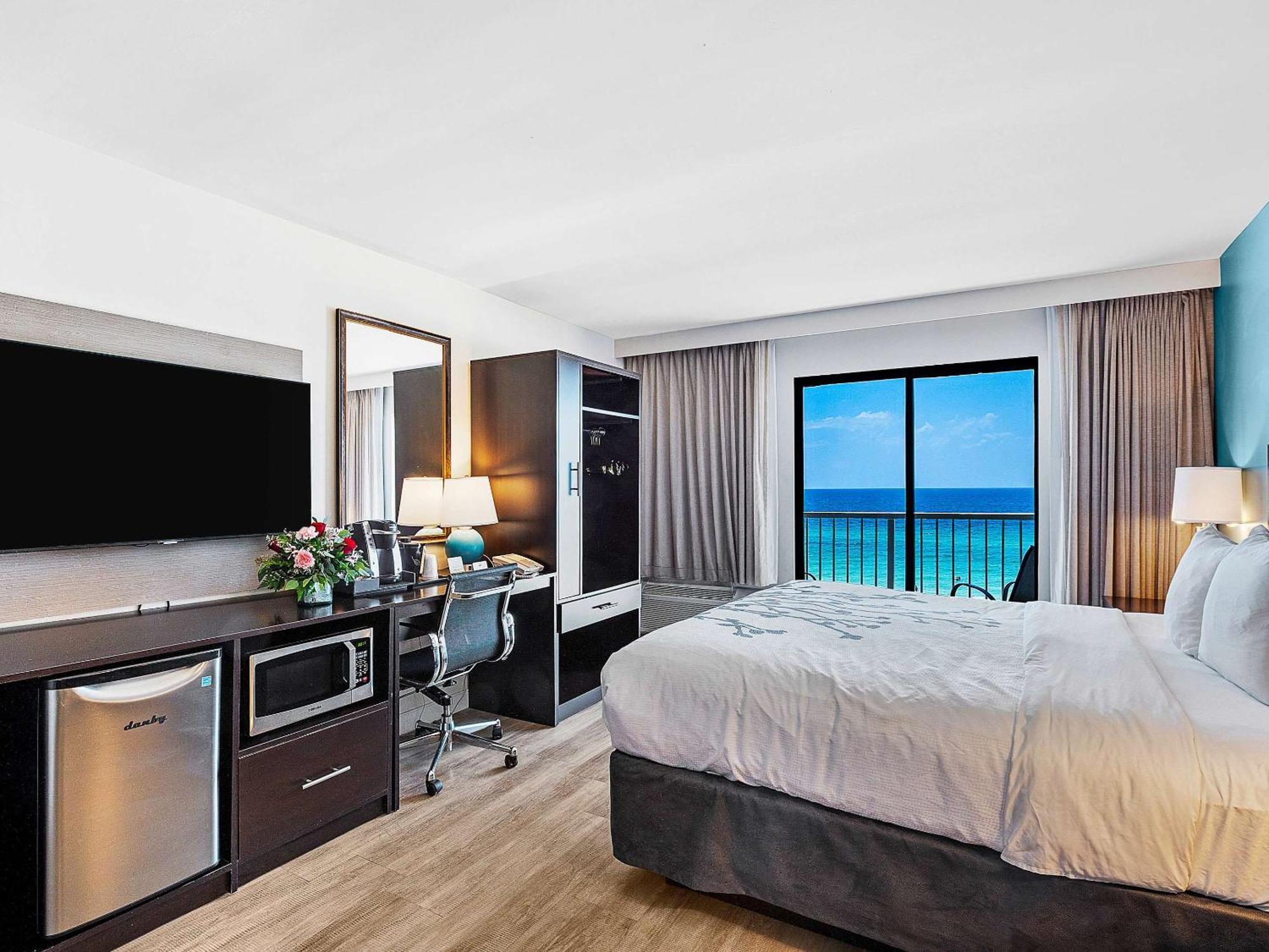 Sleep Inn On The Beach Ориндж Бийч Екстериор снимка